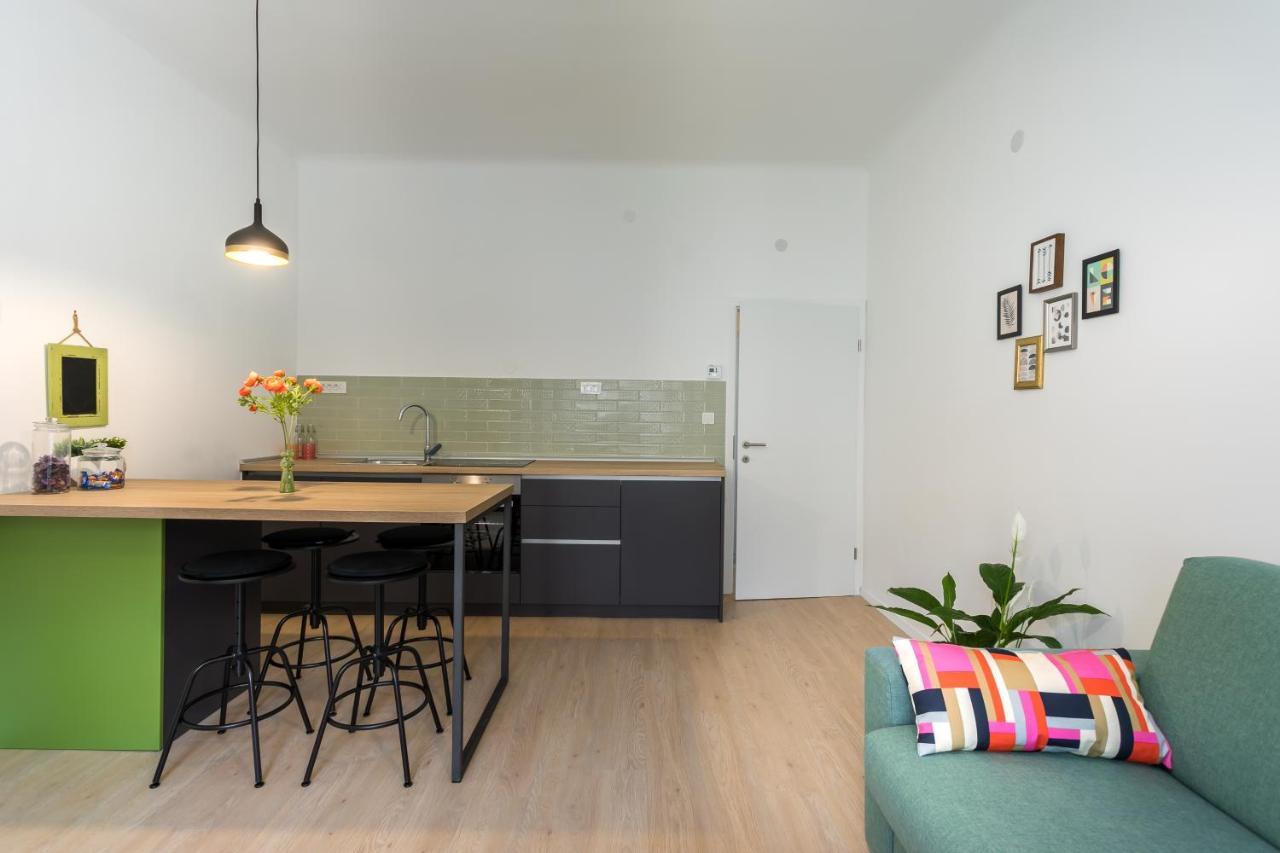 Go2Zagreb Chick Apartment Private Parking Available Zewnętrze zdjęcie