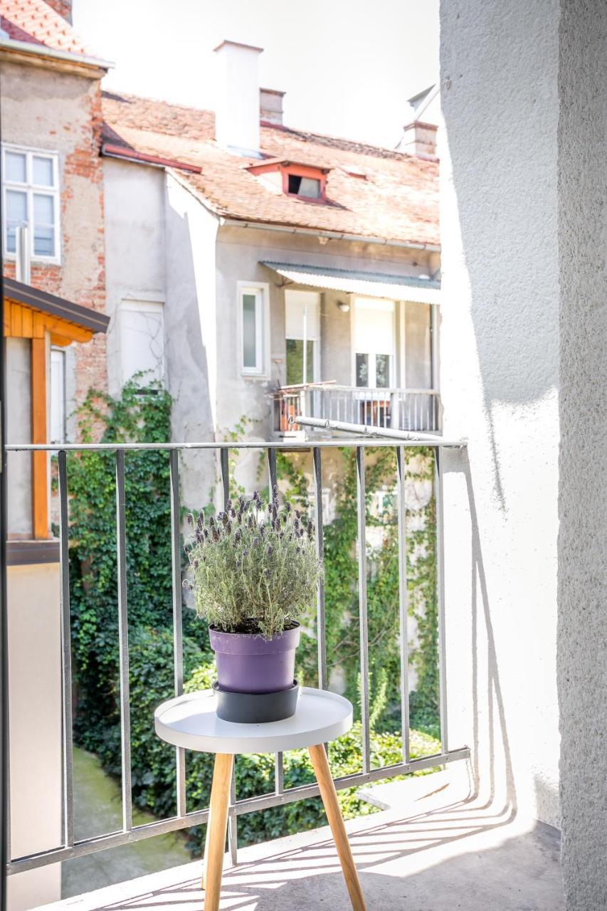 Go2Zagreb Chick Apartment Private Parking Available Zewnętrze zdjęcie