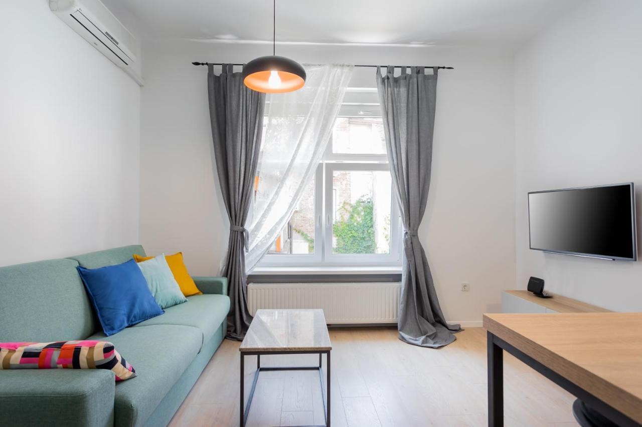 Go2Zagreb Chick Apartment Private Parking Available Zewnętrze zdjęcie
